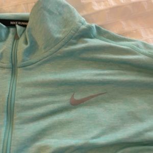 Nike Dri Fit Quarter Zip